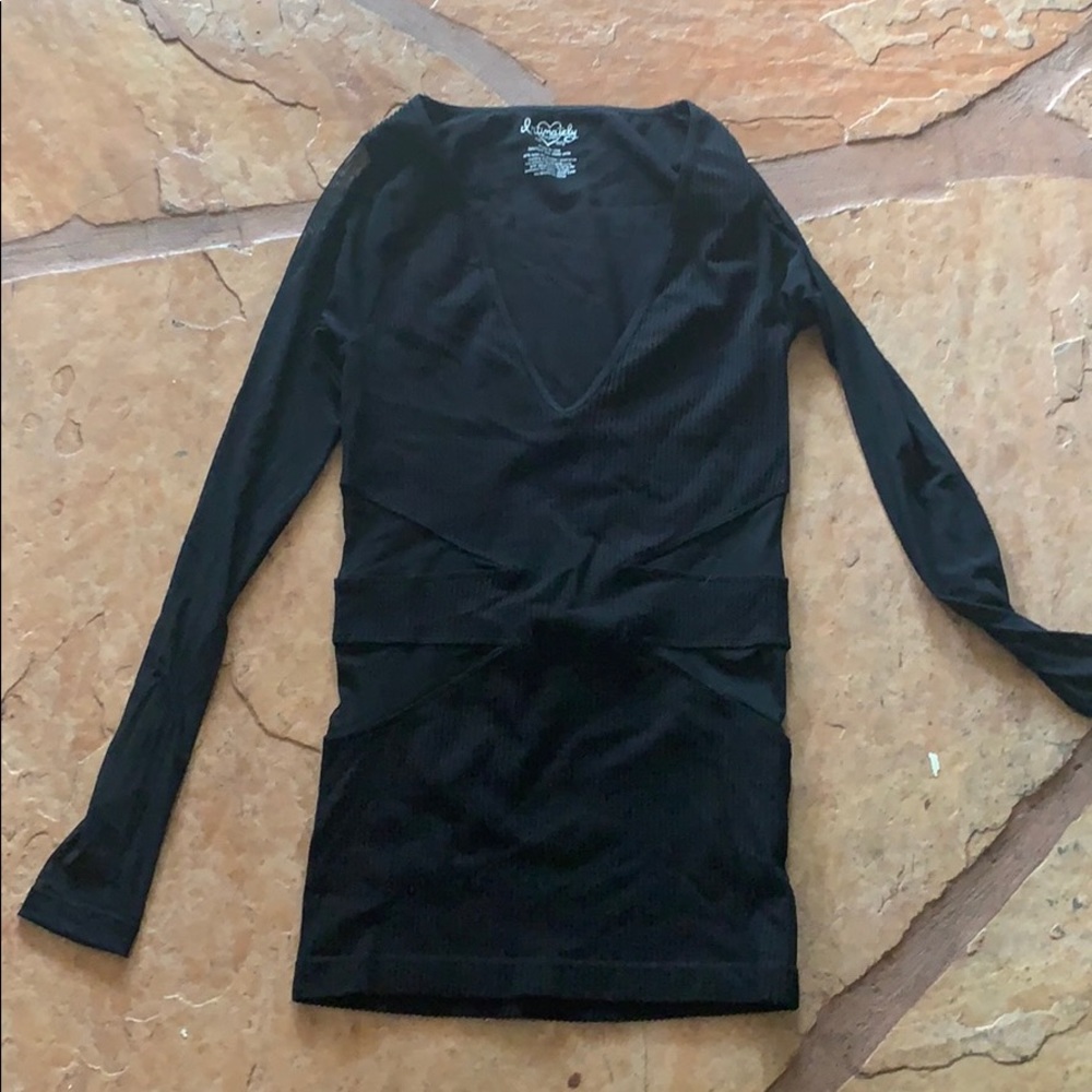 Stretchy fitted top